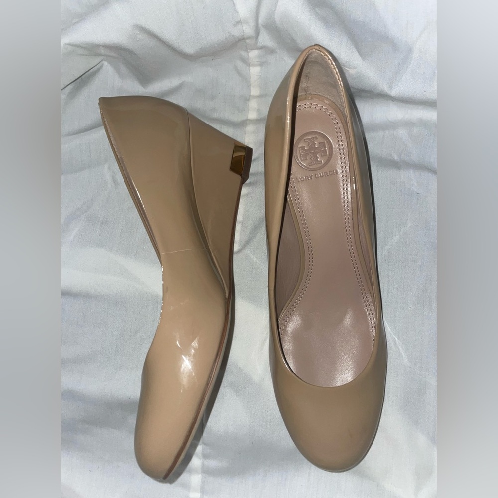 Tory Burch Astoria Heel Pumps size 7 1/2 Women’s